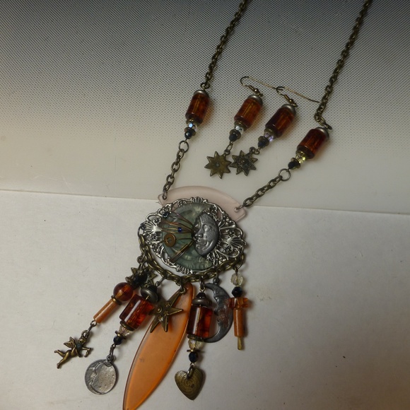 BLAZING BOHO GYPSY DANGLING MOON STARS NECKLACE MATCHING EARRINGS - Picture 2 of 6